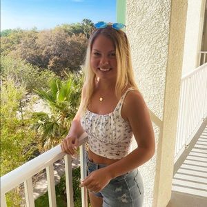 Meet your Posher, Josie